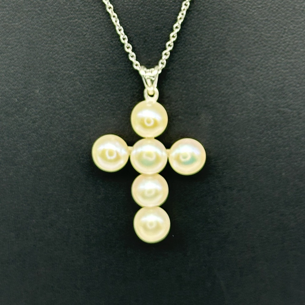 Natural Freshwater 8mm Pearl Pendant on Sterling Silver with 20" Chain - Picture 4 of 9